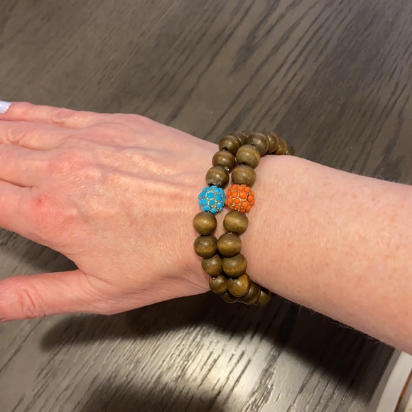 Set of two Guy & Eva stretch wooden bead bracelets. - Picture 2 of 2